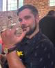 Zachary is single in Stewartstown, PA USA