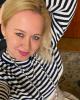 Sarah is single in Maywood, IL USA