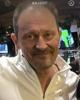 Kenn is single in Barrington Hills (McHenry co.), IL USA