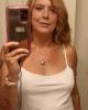 Angela is single in Jeffersontown, KY USA