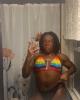 Derrick is single in Oak Park, IL USA