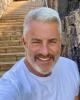 Vincent is single in Marengo, IA USA
