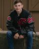 Gavinbunker is single in West Farmington, OH USA