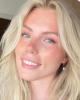 Daphne is single in Glendale, AZ USA