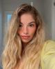 Alice is single in Tampa, FL USA