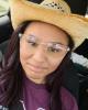 Elli is single in Leavenworth, KS USA