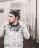 Noah is single in Tampa, FL USA