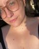 Sarah is single in Duncan, BC CAN