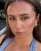 Anna is single in Honolulu, HI USA