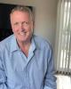 Chris is single in Leawood, KS USA