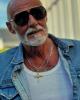 Henry is single in Carteret, NJ USA