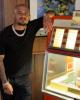 Carmelo is single in Miami, FL USA