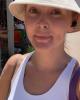 Mary is single in Chicago, IL USA