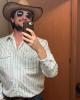 William is single in Iowa City, IA USA