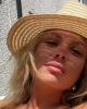 Dora is single in Yuma, CO USA