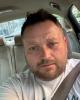 Robert is single in Glendale, NY USA