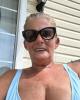 Robin is single in New Castle, DE USA