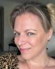 Linda is single in Beverly Hills, CA USA