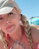 Sarah is single in Los Angeles, CA USA