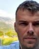 Vladis is single in Arlington Heights, IL USA