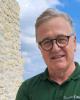Harry Larson is single in Des Plaines, IL USA
