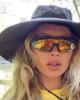 Ellen is single in Henderson, KY USA
