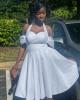 Dee is single in Washington, D.C., DC USA