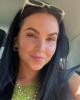 Elizabeth is single in Hamden, CT USA