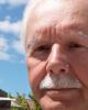 Earl is single in Manito, IL USA