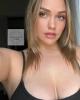 Stephanie Bruce is single in Dwale, KY USA