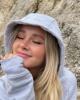 Leana is single in Potter, KS USA