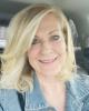 Liz is single in Leawood, KS USA