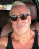 Hannett is single in Blue Mound, KS USA