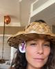 Lindsay is single in Honolulu, HI USA