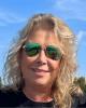 Kim is single in Escalon, CA USA