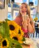Sarah is single in Claymont, DE USA