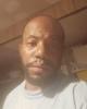 Lenearl is single in Chicago, IL USA