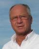 Robert is single in Oak Bluffs, MA USA