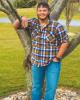 Hunter is single in Maxwelton, WV USA