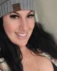 Hannah is single in New Albany, OH USA