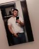 Xander is single in Manchester, IA USA