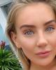 Scarlett is single in Los Angeles, CA USA