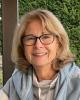 Dee is single in Brookfield, CT USA