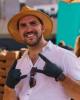 Edouard is single in Pointe-Claire, QC CAN