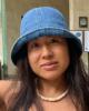Leah is single in Honolulu, HI USA