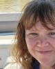 Sarah is single in Bingen, WA USA
