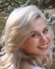 Lili is single in McLean, VA USA