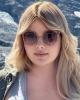 Chloe is single in Glendale, CA USA