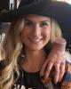 Glenna is single in Frankfort, IL USA