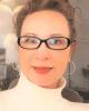 Kim is single in Lynnwood, WA USA